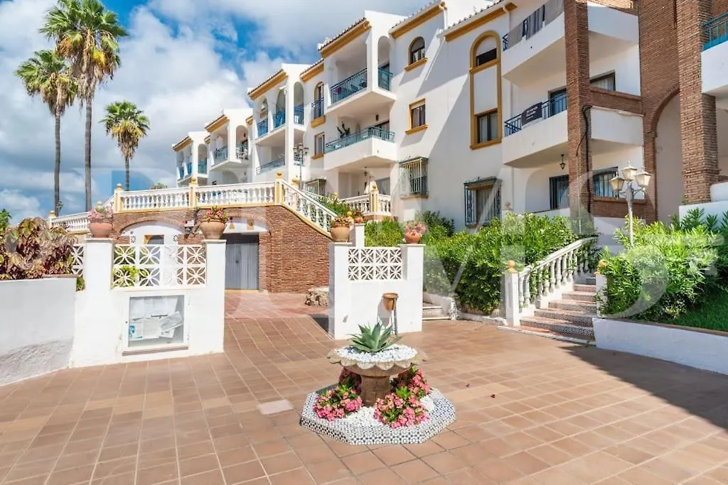 Sunny Apartment With Balcony & Swimming Pool By Rems Sitio de Calahonda