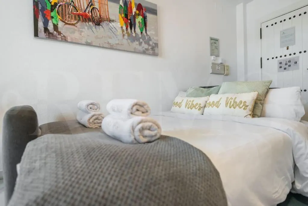 Sunny Apartment With Balcony & Swimming Pool By Rems Sitio de Calahonda Spain