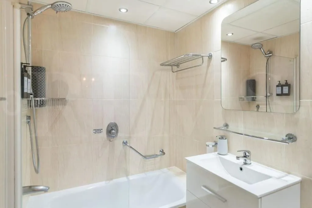 Sunny Apartment With Balcony & Swimming Pool By Rems Sitio de Calahonda Spain